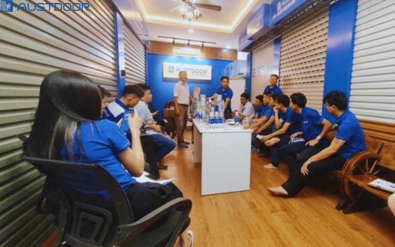 Đội ngũ nhân viên tư vấn lắp đặt cửa cuốn Austdoor Huyện Định Quán Đồng Nai