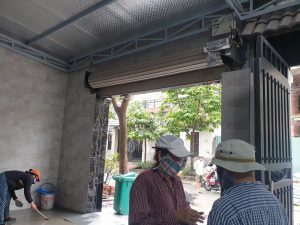 Lắp đặt cửa cuốn Austdoor Quận 1