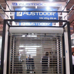 cua-cuon-xuyen-sang-austdoor