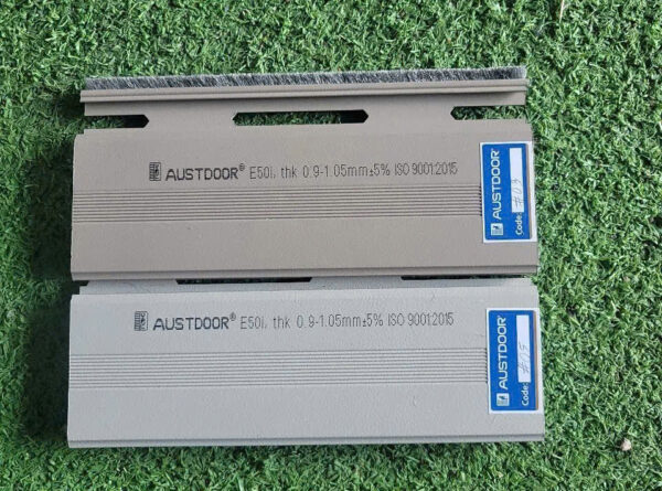 Cửa cuốn Eco E50i Austdoor