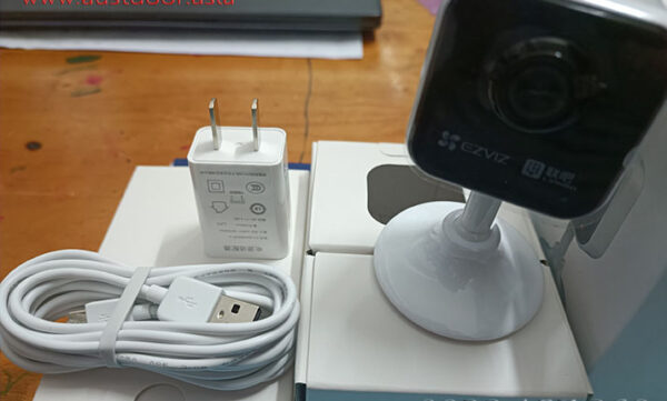 camera-dung-cho-austfly-xem-hinh-cua-cuon-tren-app-dieu-khien (1)
