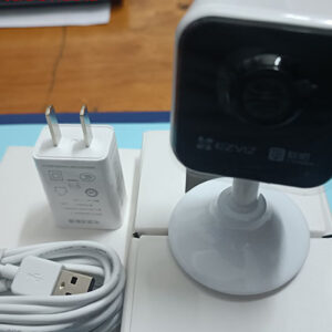 camera-dung-cho-austfly-xem-hinh-cua-cuon-tren-app-dieu-khien (3)