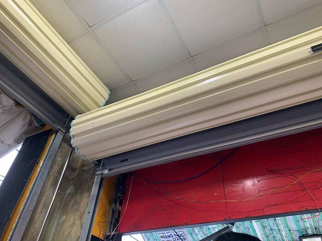 Cách trừ ô chờ cửa cuốn chính xác nhất 04