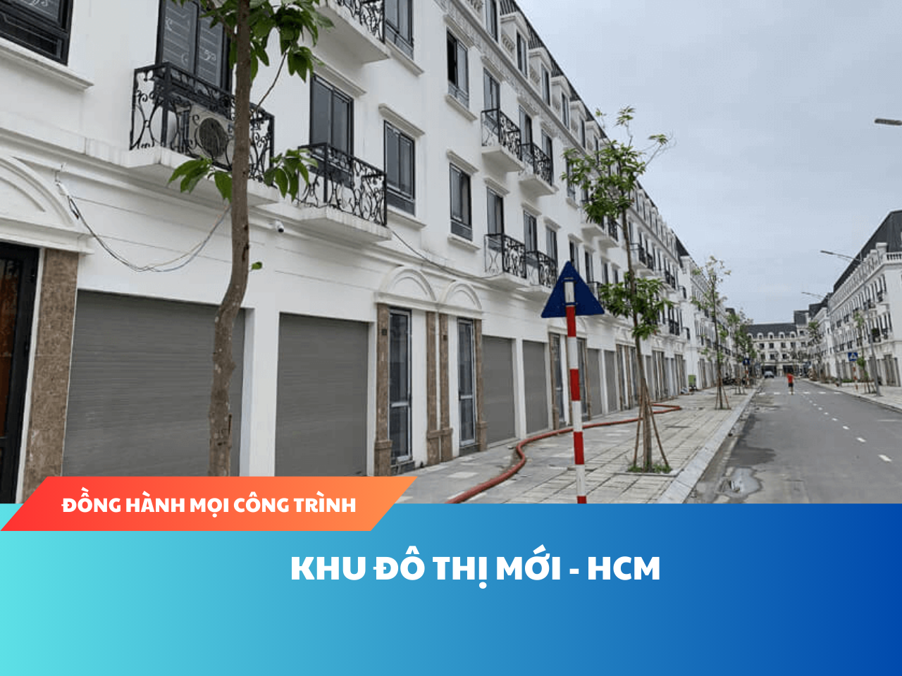 Lắp đặt thi công cửa cuốn Austdoor Quận 7 TPHCM