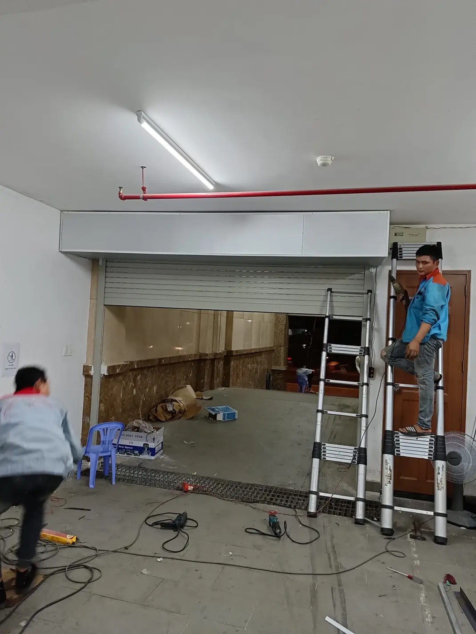 Sửa cửa cuốn Austdoor Quận 9 TPHCM Giải pháp tối ưu cho hệ thống cửa của bạn