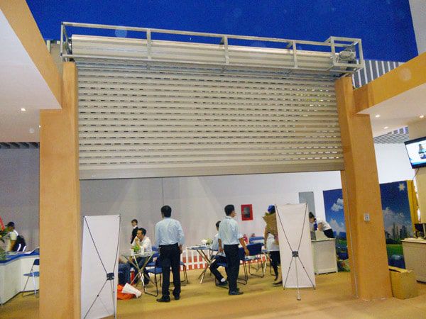 Câu chuyện khách hàng thực tế và phản hồi về cửa cuốn Austdoor – Trải nghiệm an toàn & tiện nghi